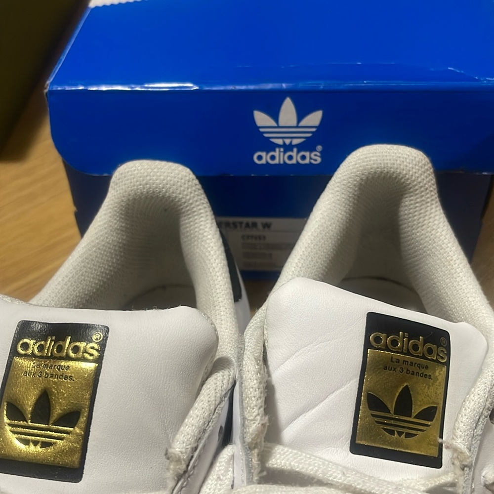 ADIDAS SUPERSTAR ORIGINALS WHITE WITH BLACK STRIPES - Picture 4 of 5